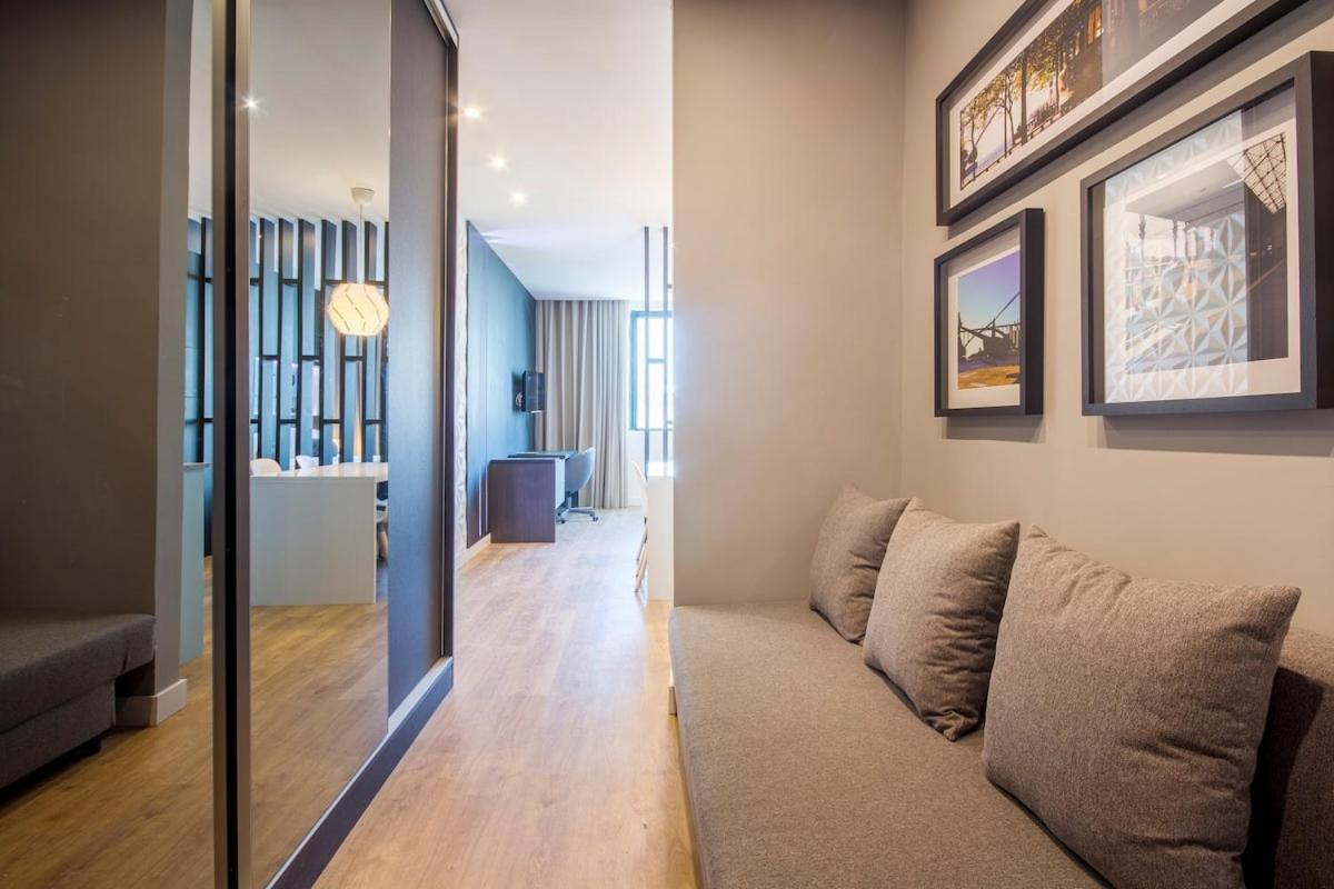 418 Apartamento Gale Wifi, Estacionamento, Elevador 波尔图 外观 照片
